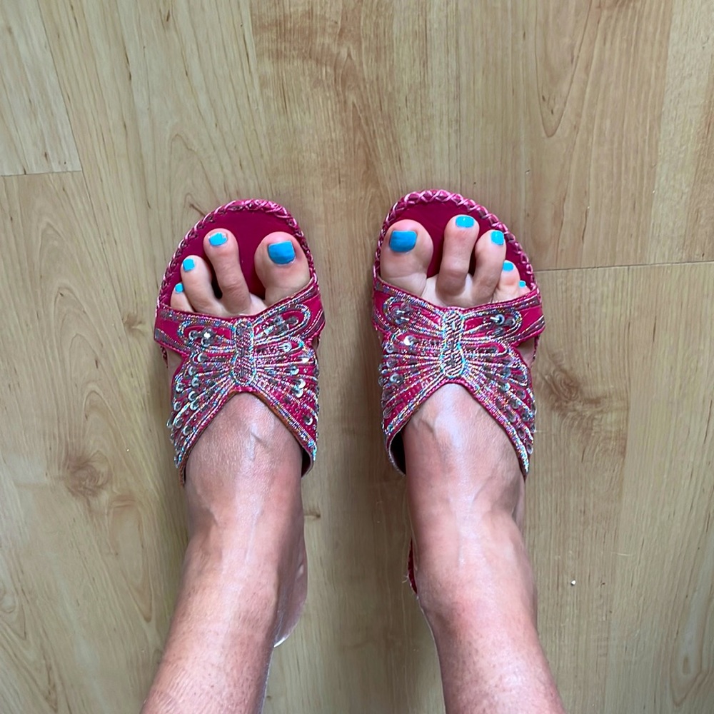 2” pink heals